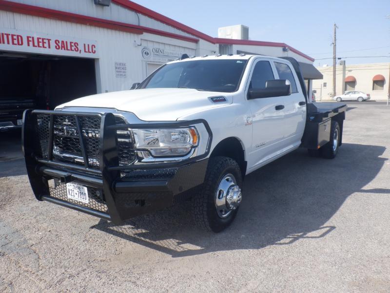 RAM 3500 Tradesman Crew Cab 4WD DRW 2022