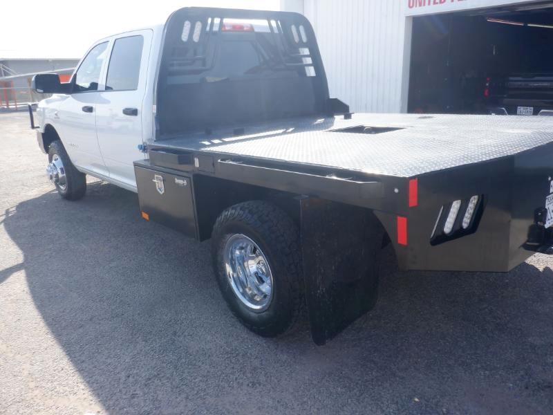 RAM 3500 Tradesman Crew Cab 4WD DRW 2022