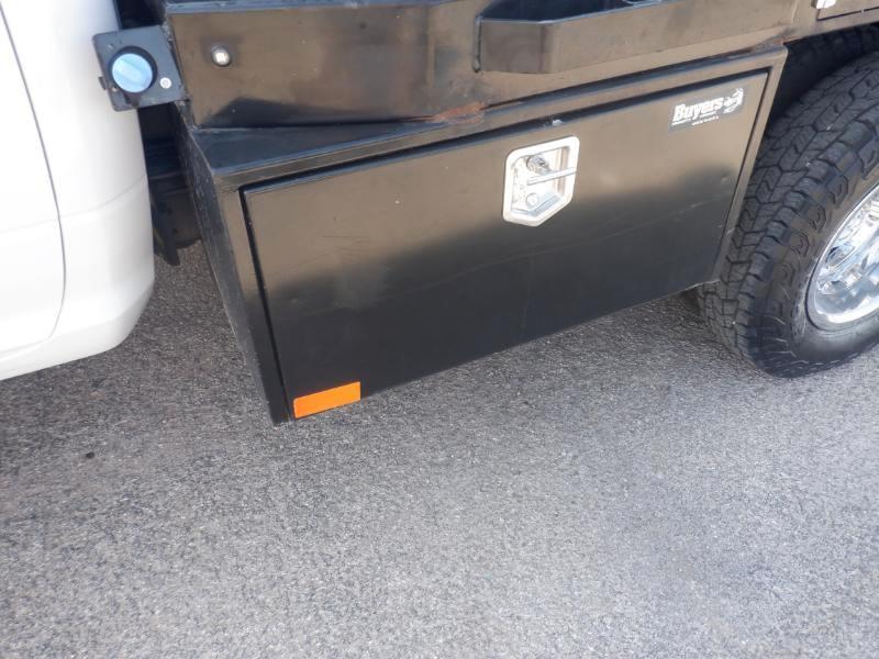 RAM 3500 Tradesman Crew Cab 4WD DRW 2022