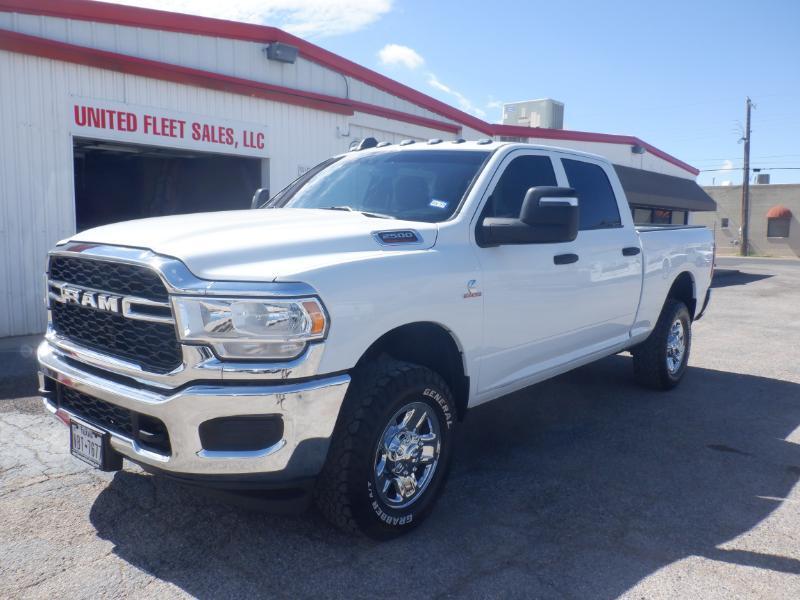 RAM 2500 Tradesman Crew Cab SWB 4WD 2024