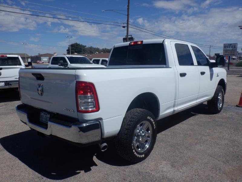 RAM 2500 Tradesman Crew Cab SWB 4WD 2024