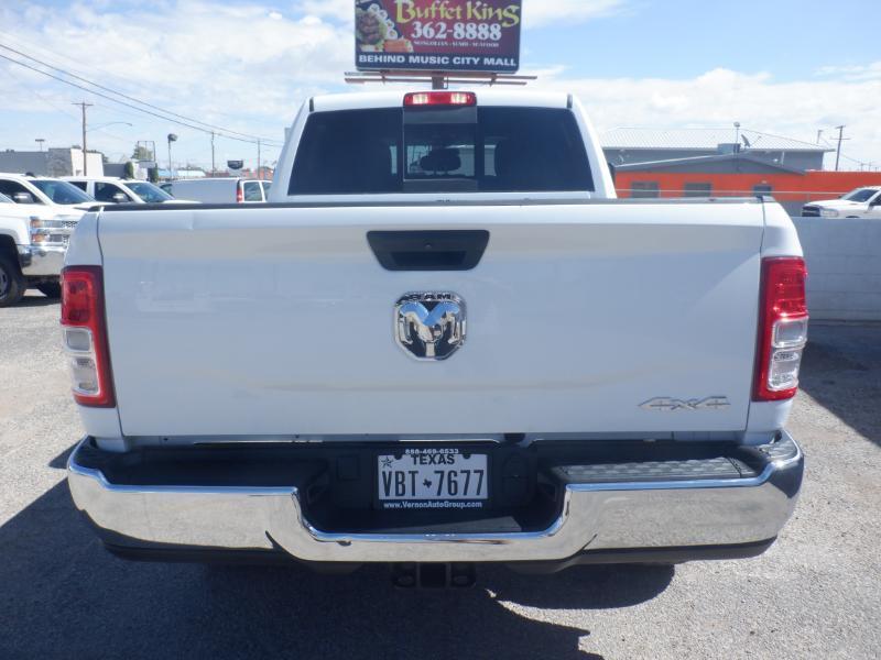 RAM 2500 Tradesman Crew Cab SWB 4WD 2024