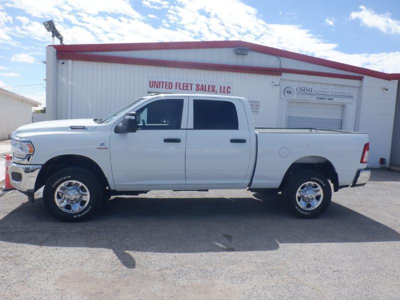 RAM 2500 Tradesman Crew Cab SWB 4WD 2024