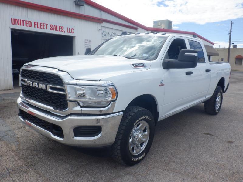 RAM 2500 Tradesman Crew Cab SWB 4WD 2023