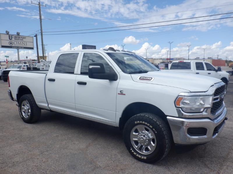 RAM 2500 Tradesman Crew Cab SWB 4WD 2023