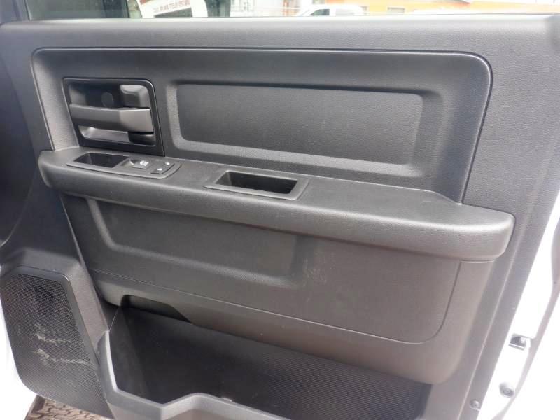 RAM 2500 Tradesman Crew Cab SWB 4WD 2023