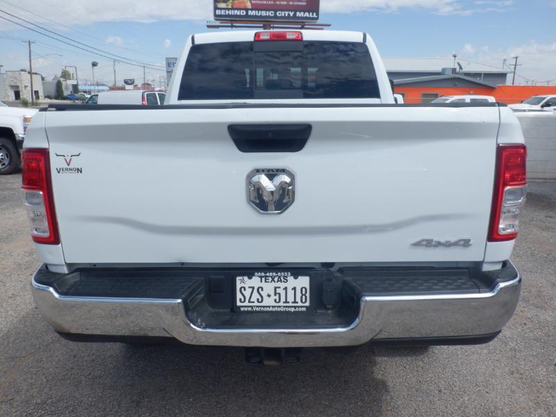 RAM 2500 Tradesman Crew Cab SWB 4WD 2023