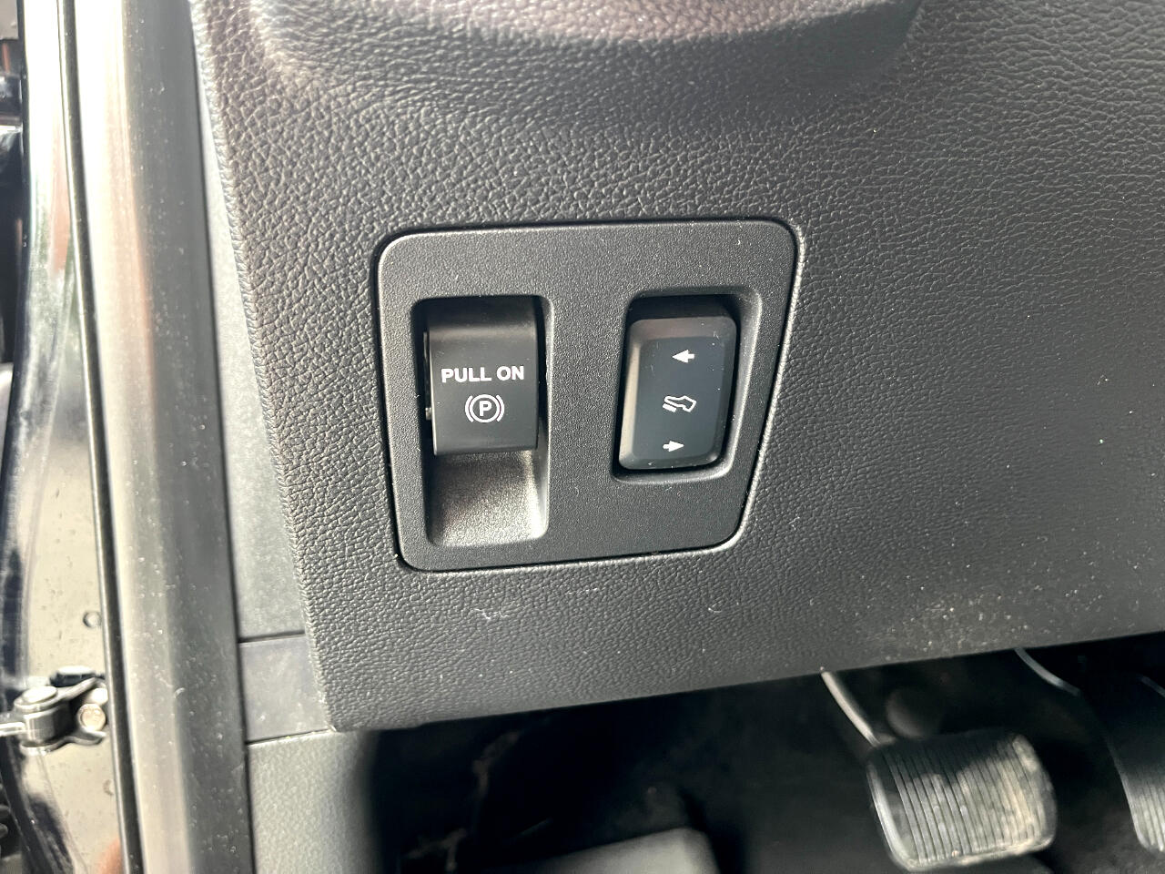 2018 Ford F-150 XLT photo 13