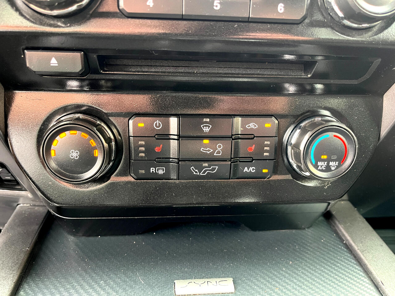 2018 Ford F-150 XLT photo 21