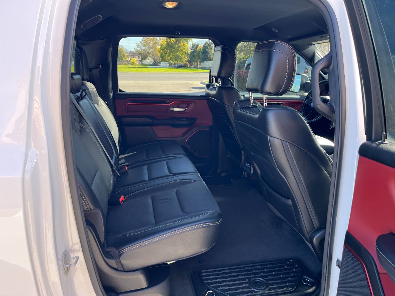 RAM 1500 Rebel 4x4 Crew Cab 5'7" Box 2022 RAM 1500 Rebel 4x4 Crew Cab 5'7" Box 2022