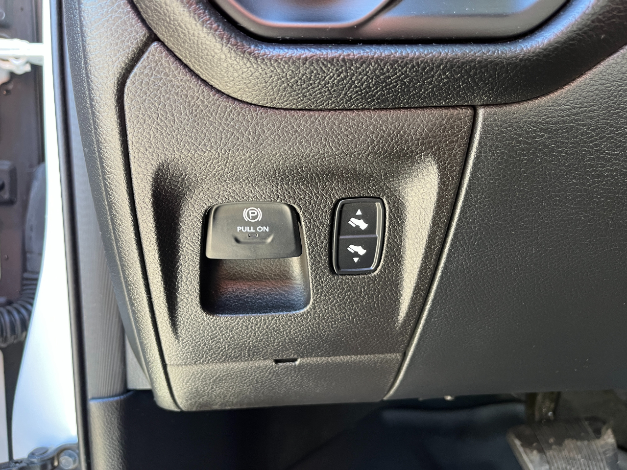 RAM 1500 Rebel 4x4 Crew Cab 5'7" Box 2022 RAM 1500 Rebel 4x4 Crew Cab 5'7" Box 2022