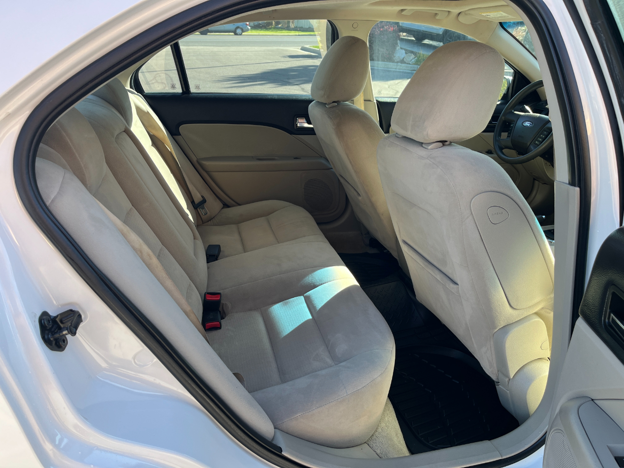 Ford Fusion 4dr Sdn V6 SE AWD 2009 Ford Fusion 4dr Sdn V6 SE AWD 2009
