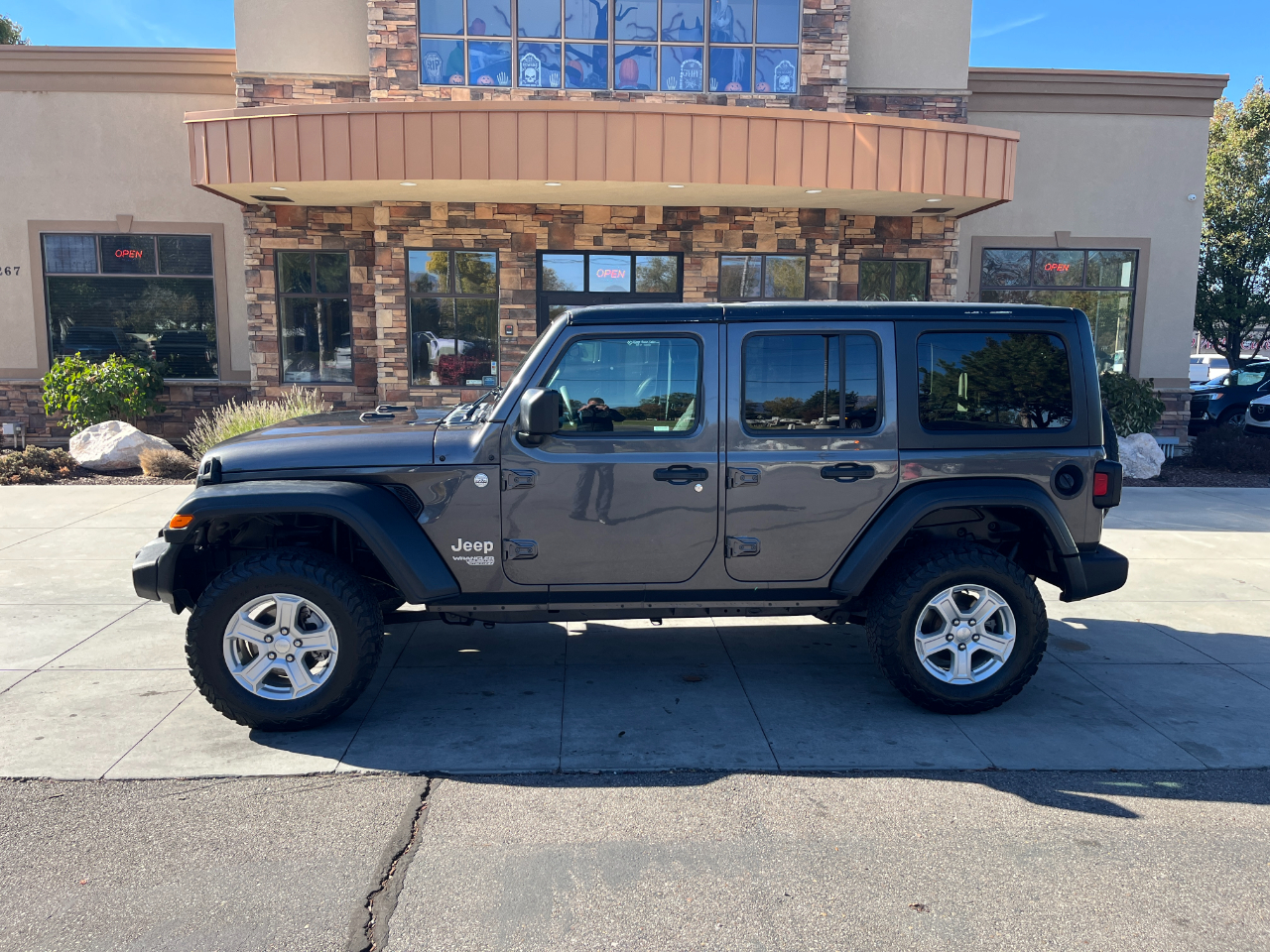 Jeep Wrangler Unlimited Sport S 4x4 2018 Jeep Wrangler Unlimited Sport S 4x4 2018