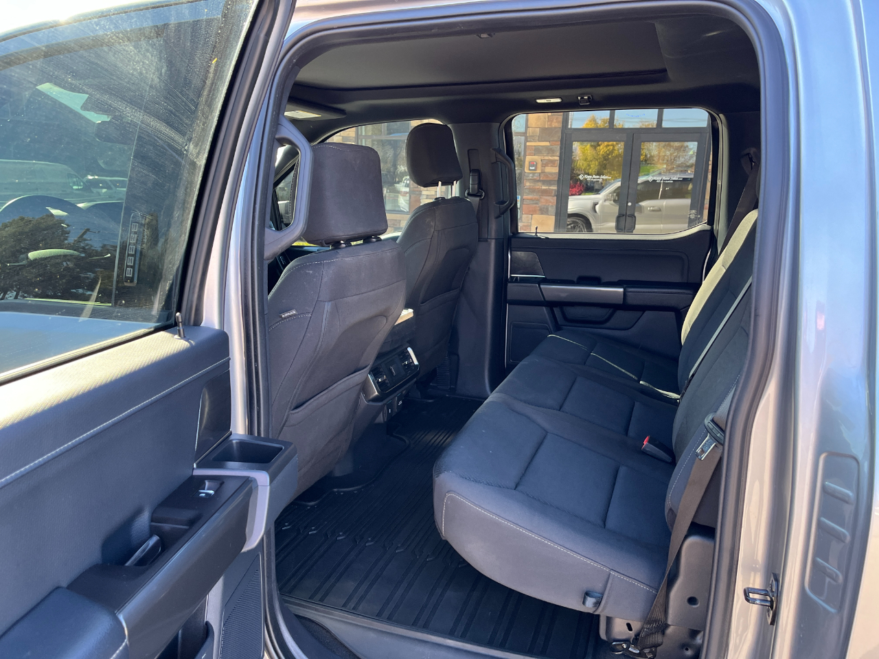 Ford F-150 XLT 4WD SuperCrew 5.5' Box 2023 Ford F-150 XLT 4WD SuperCrew 5.5' Box 2023