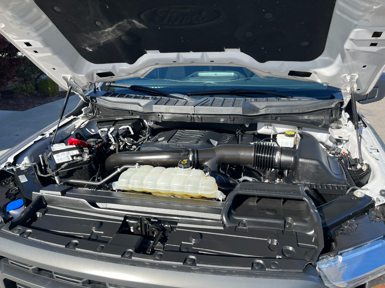 Ford F-150 XLT 4WD SuperCrew 5.5' Box 2023 Ford F-150 XLT 4WD SuperCrew 5.5' Box 2023