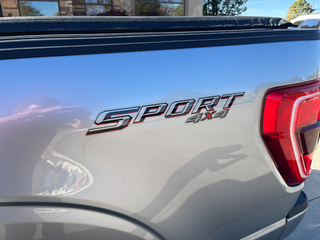 Ford F-150 XLT 4WD SuperCrew 5.5' Box 2023 Ford F-150 XLT 4WD SuperCrew 5.5' Box 2023