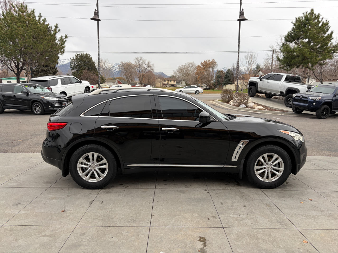 Infiniti FX35 RWD 4dr 2011