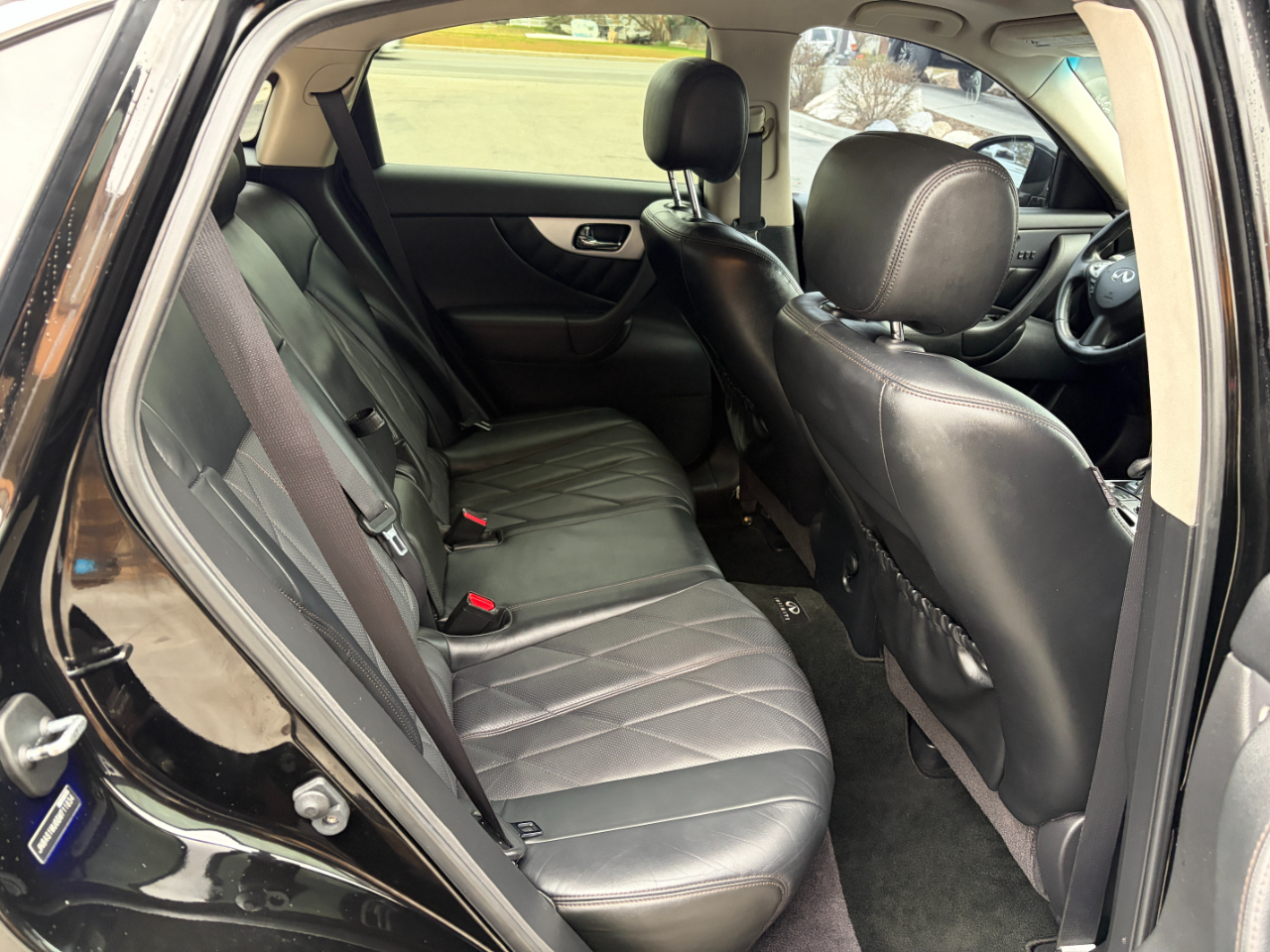 Infiniti FX35 RWD 4dr 2011