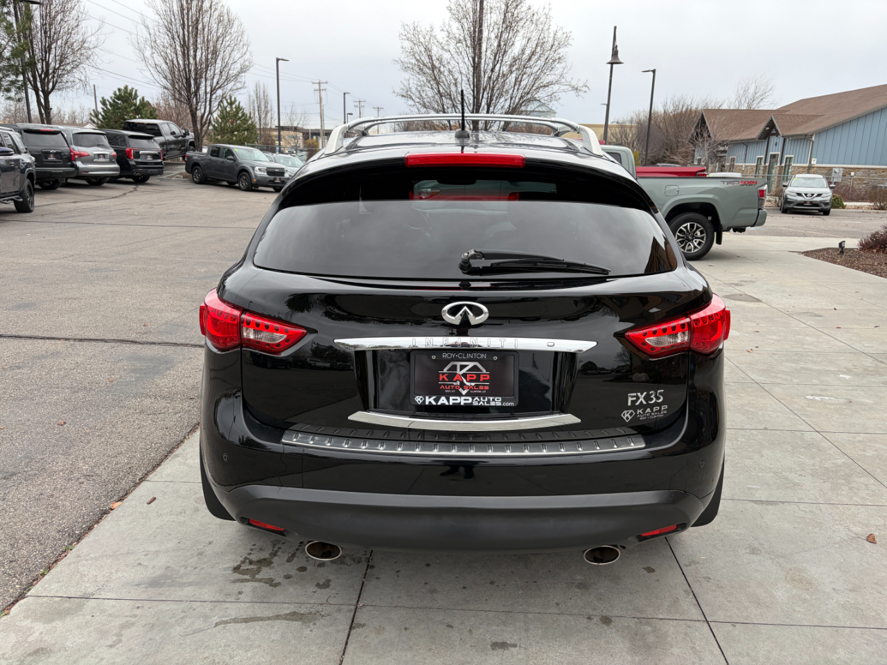 Infiniti FX35 RWD 4dr 2011