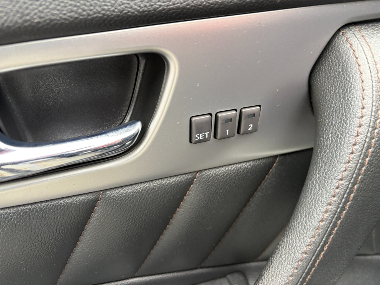 Infiniti FX35 RWD 4dr 2011