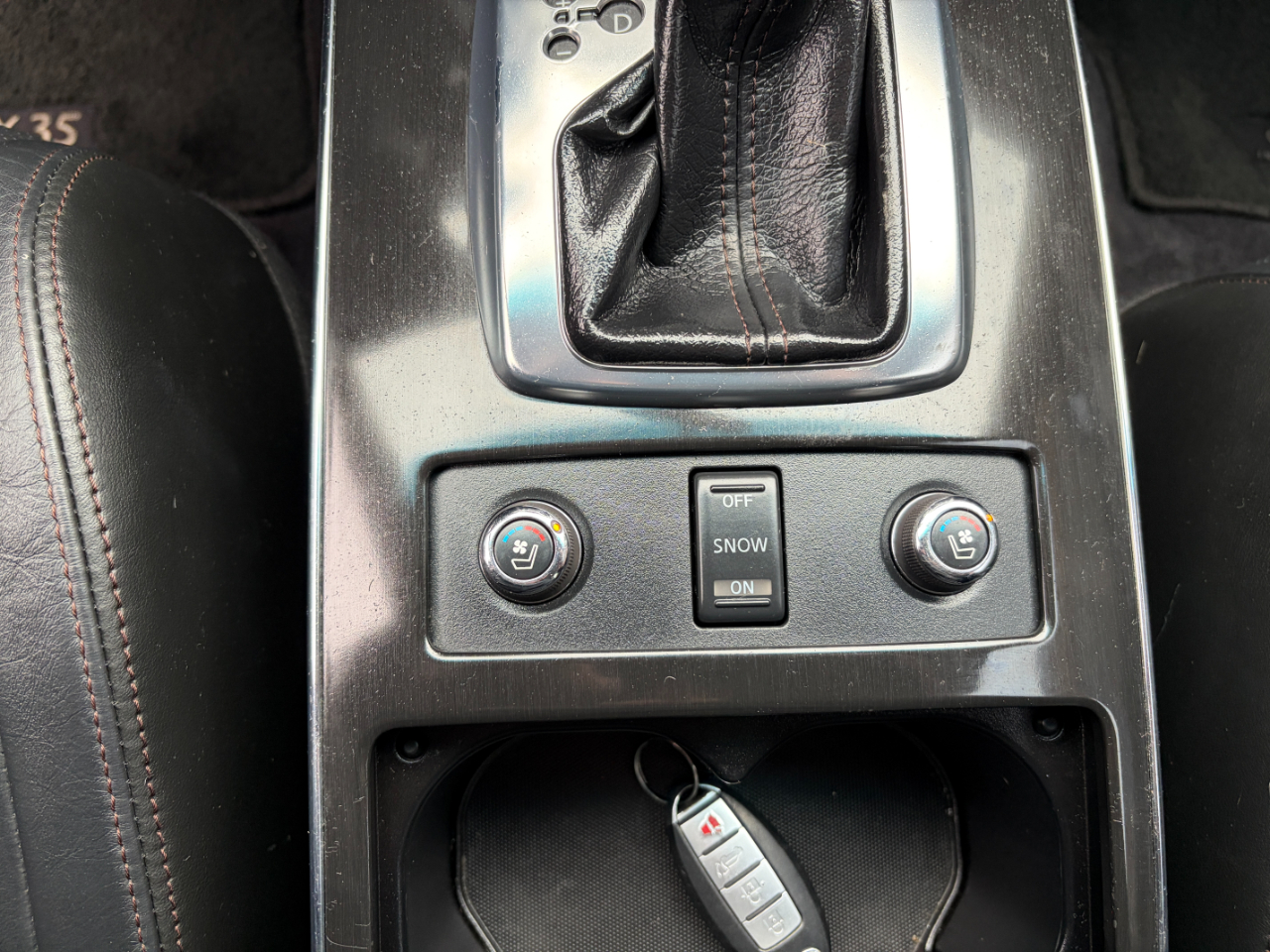 Infiniti FX35 RWD 4dr 2011