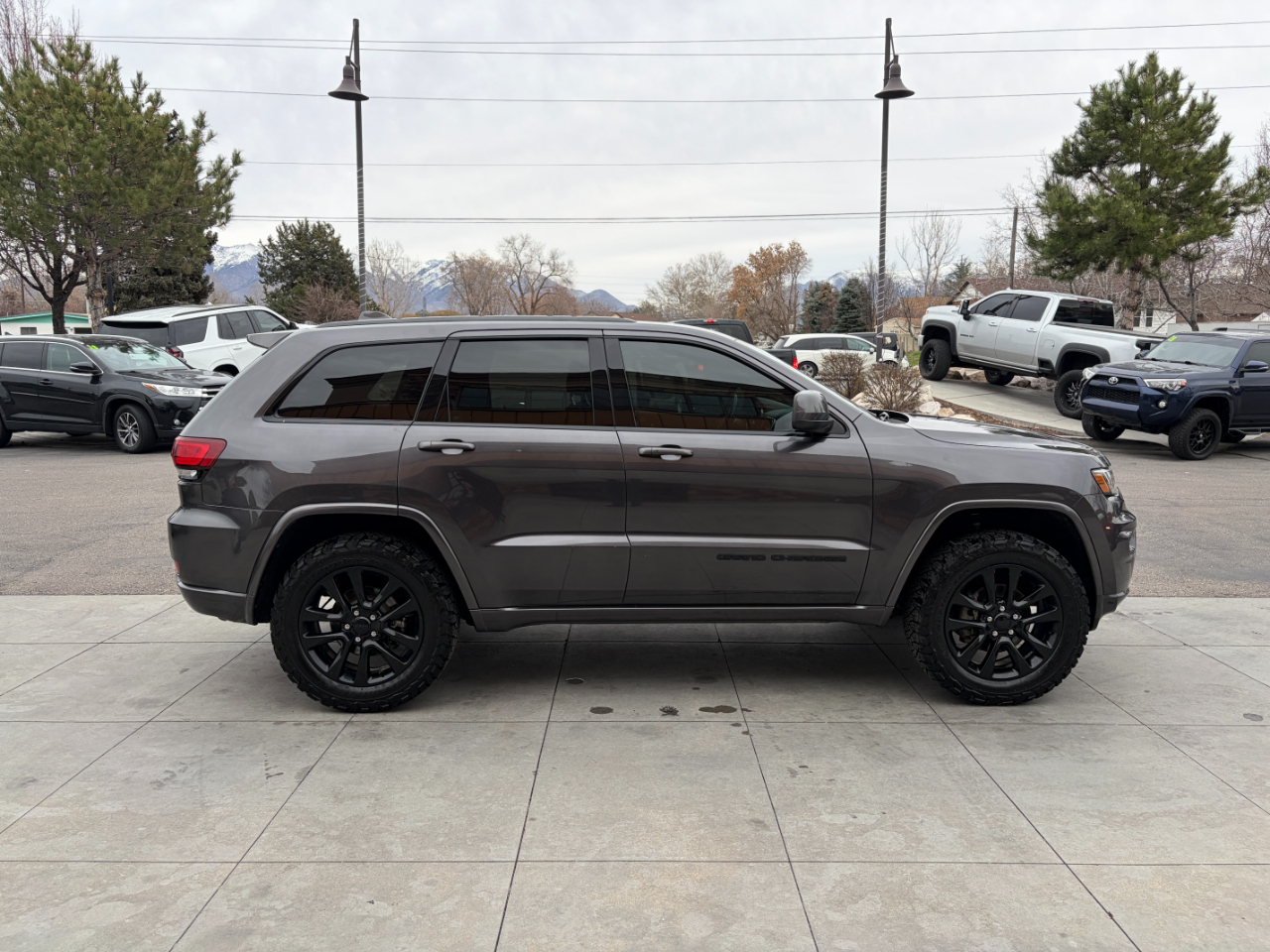 Jeep Grand Cherokee Altitude 4x4 *Ltd Avail* 2017