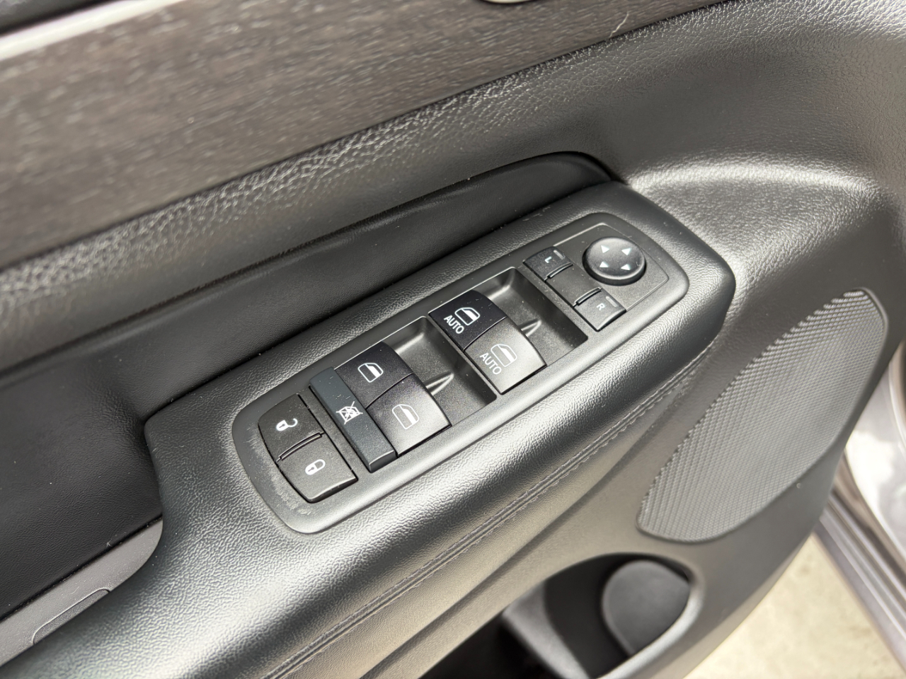 Jeep Grand Cherokee Altitude 4x4 *Ltd Avail* 2017