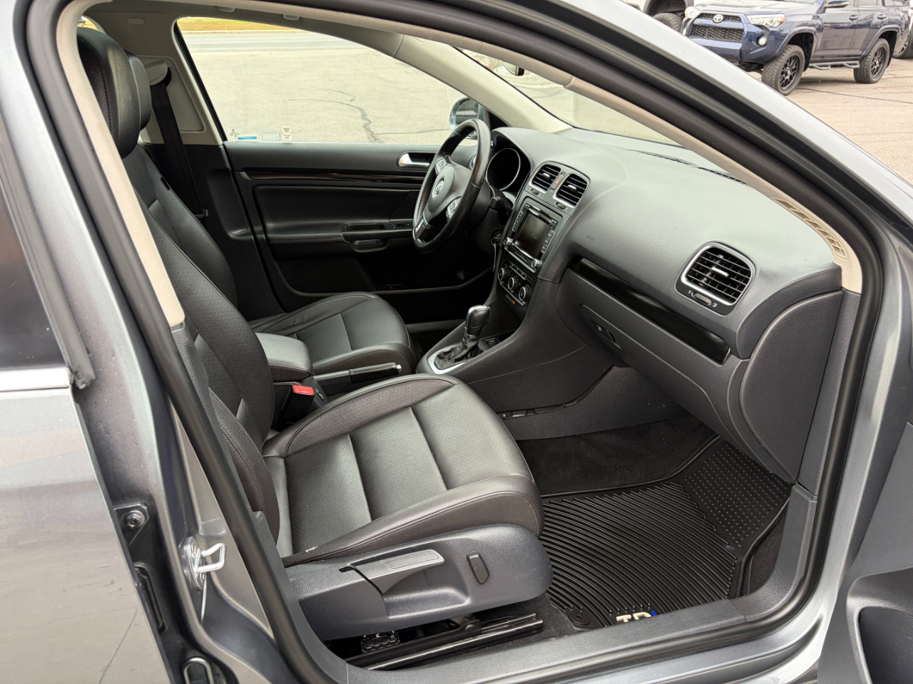 Volkswagen Jetta SportWagen 4dr DSG TDI 2014