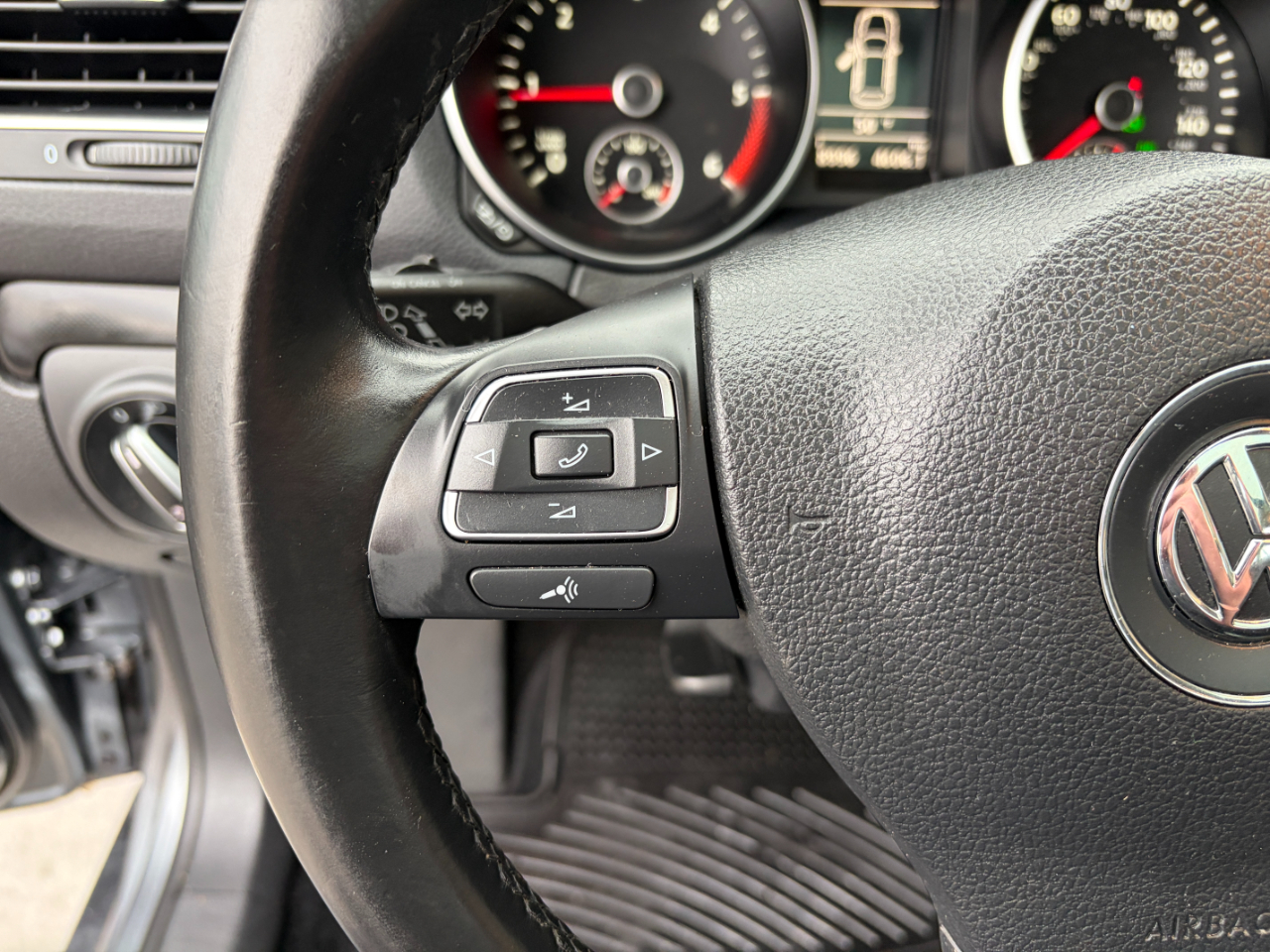 Volkswagen Jetta SportWagen 4dr DSG TDI 2014