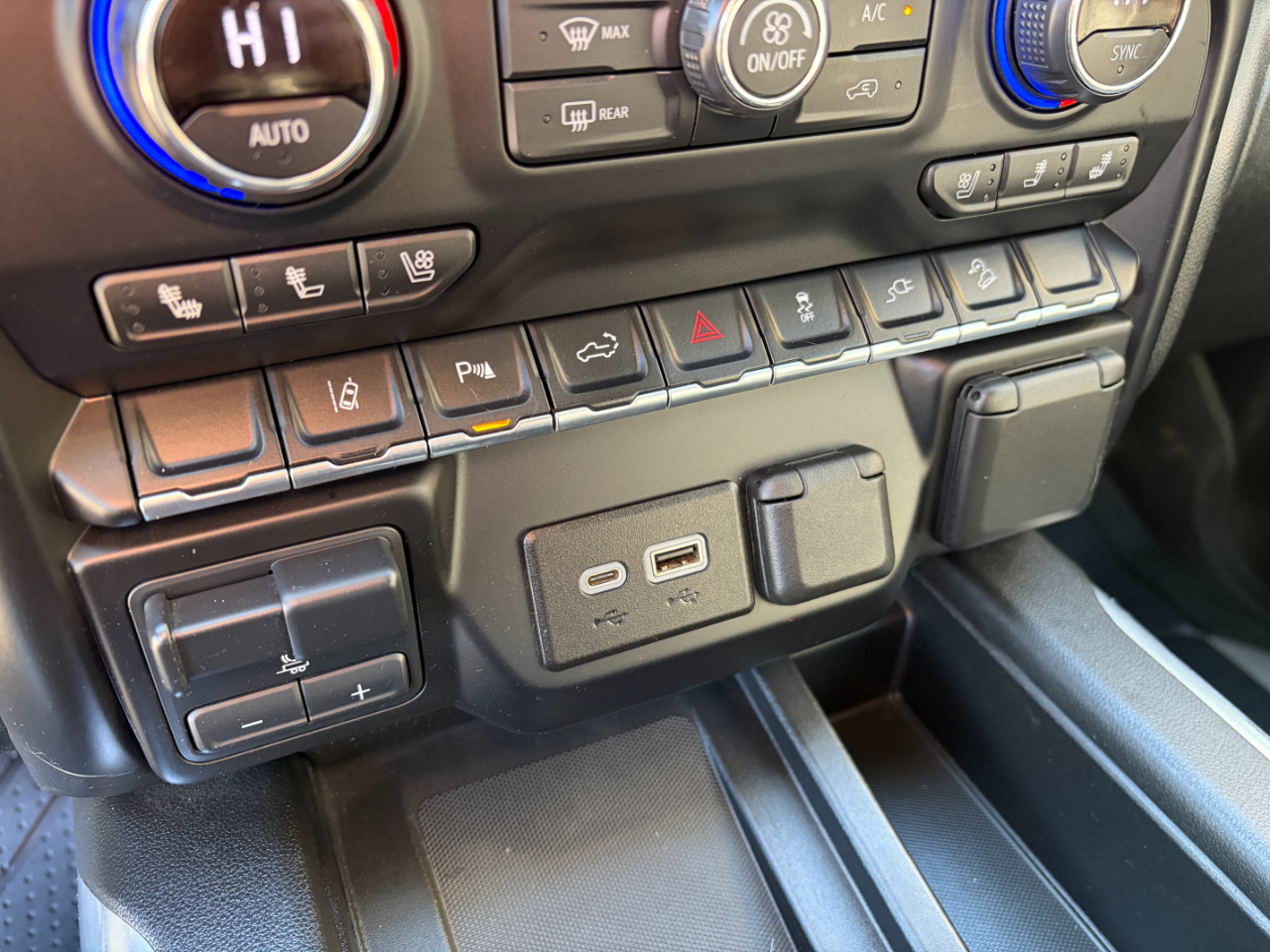 Chevrolet Silverado 2500HD 4WD Crew Cab 159" LTZ 2021