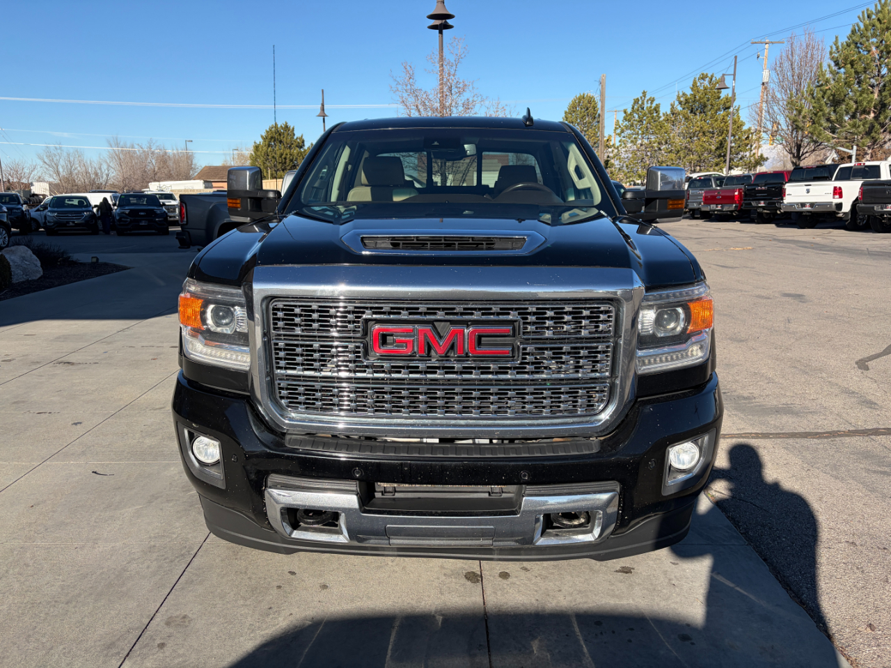 GMC Sierra 2500HD 4WD Crew Cab 153.7" Denali 2018