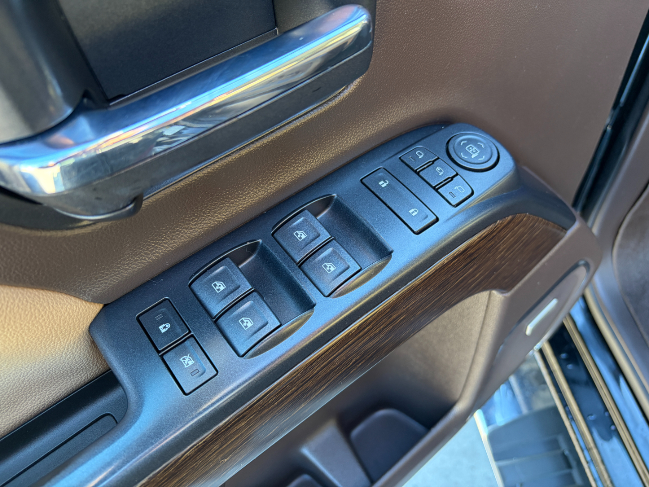 GMC Sierra 2500HD 4WD Crew Cab 153.7" Denali 2018