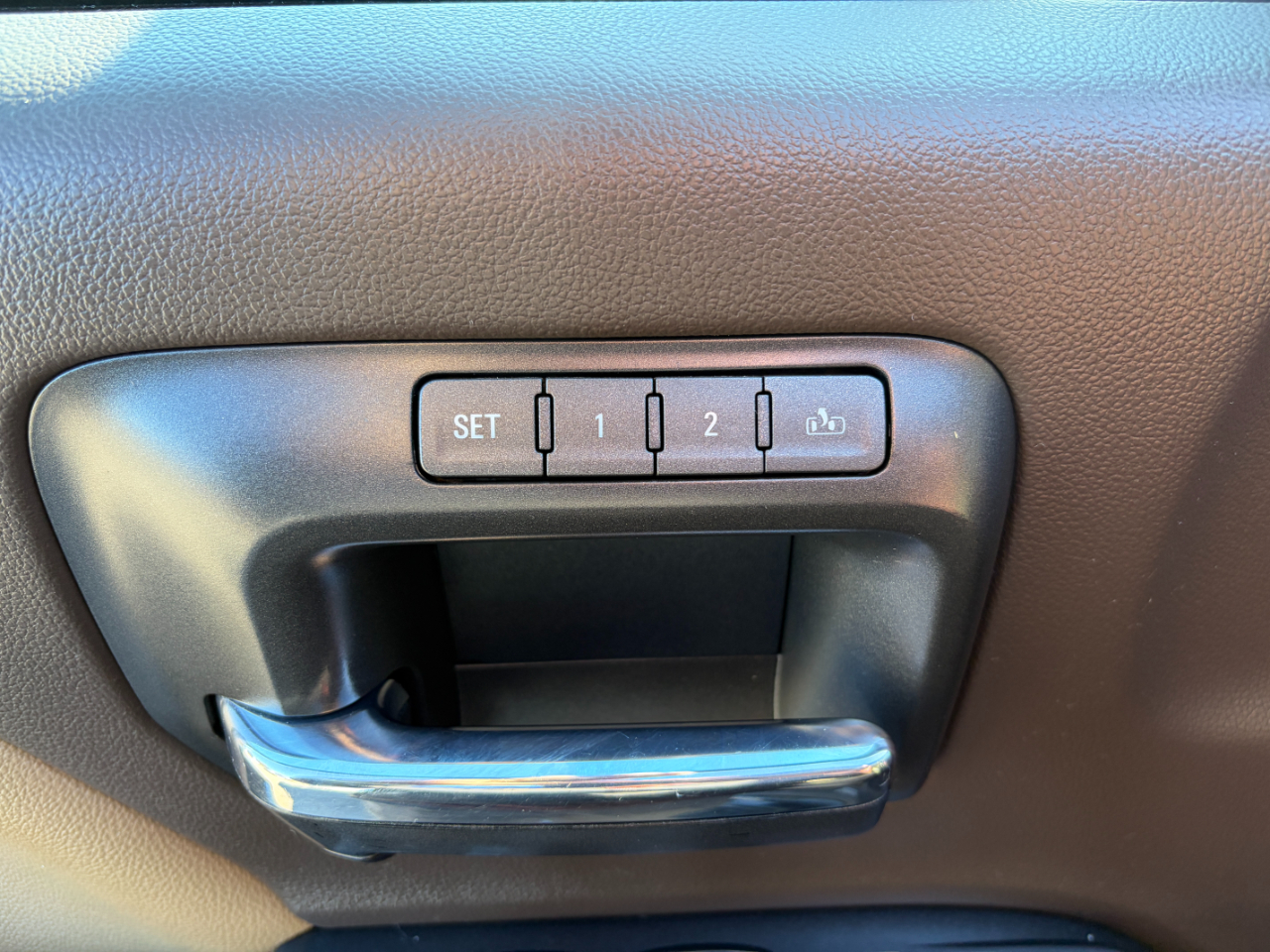 GMC Sierra 2500HD 4WD Crew Cab 153.7" Denali 2018