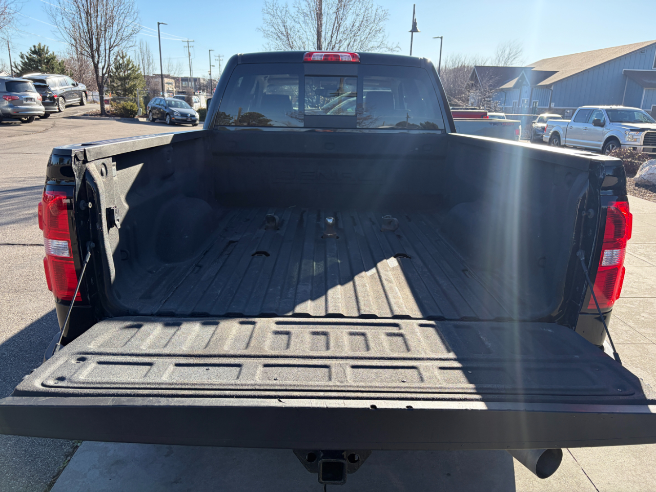 GMC Sierra 2500HD 4WD Crew Cab 153.7" Denali 2018