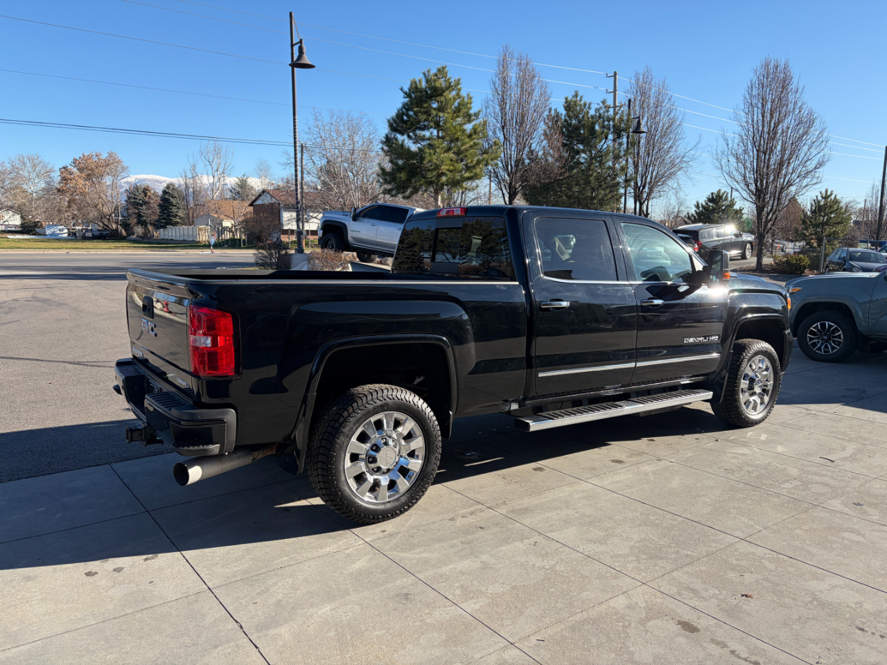GMC Sierra 2500HD 4WD Crew Cab 153.7" Denali 2018