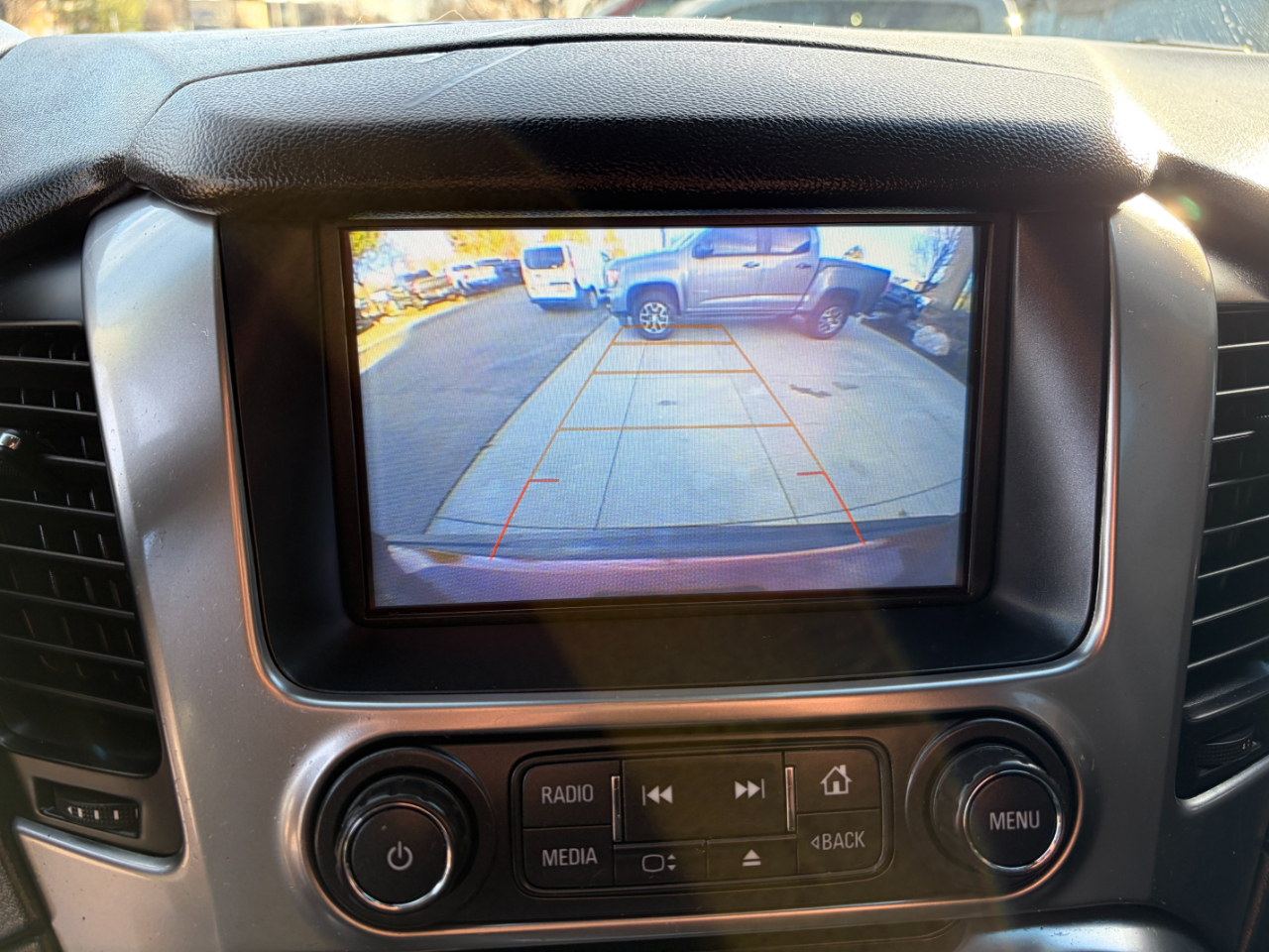 Chevrolet Suburban 4WD 4dr LT 2020