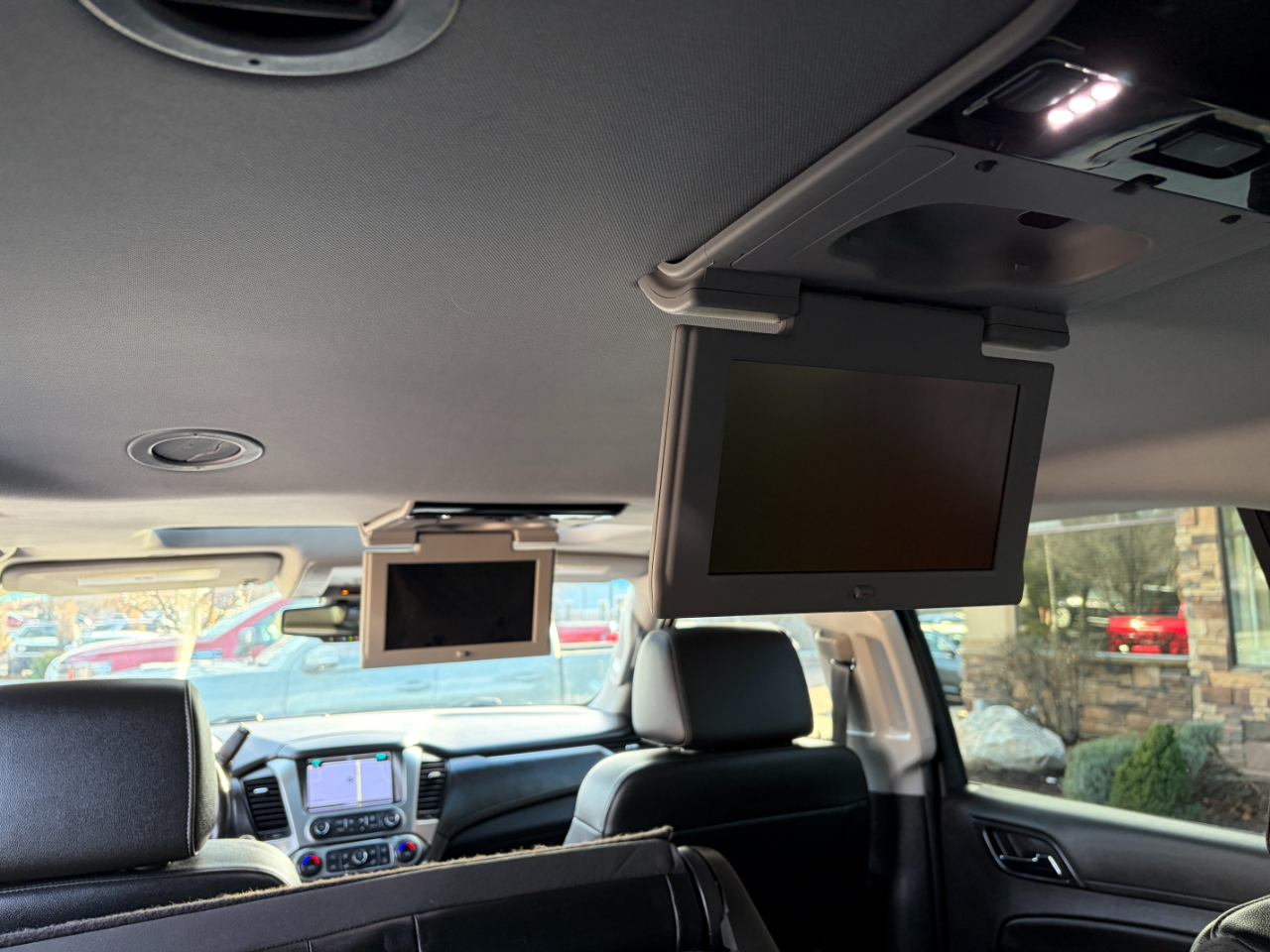 Chevrolet Suburban 4WD 4dr LT 2020