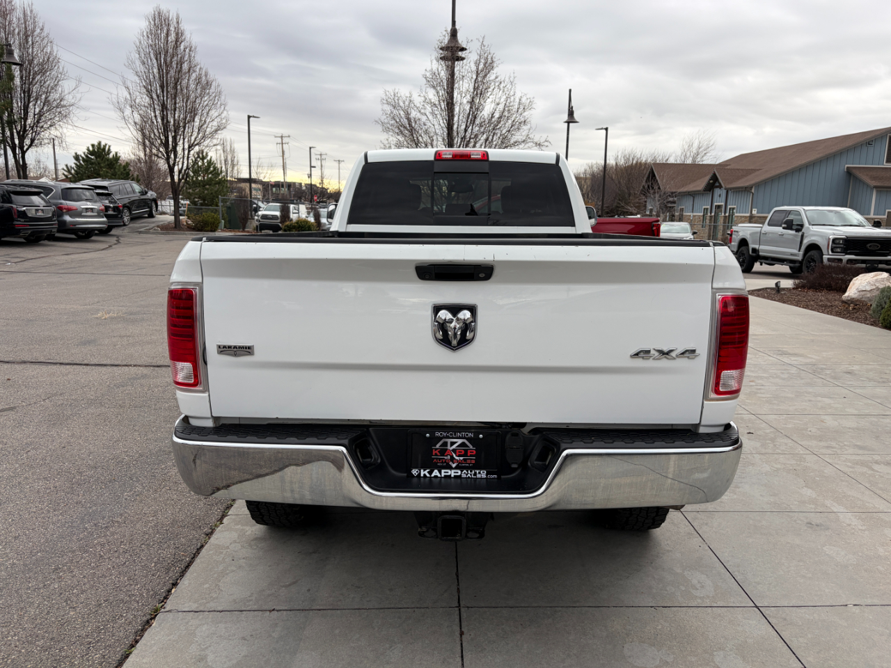 RAM 3500 4WD Crew Cab 169" Laramie 2013