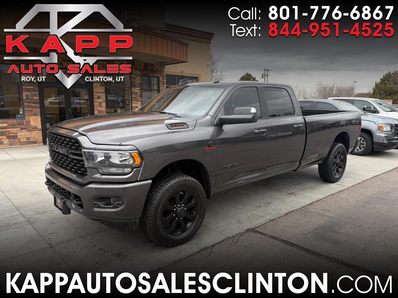 RAM 3500 Big Horn 4x4 Crew Cab 8' Box 2022