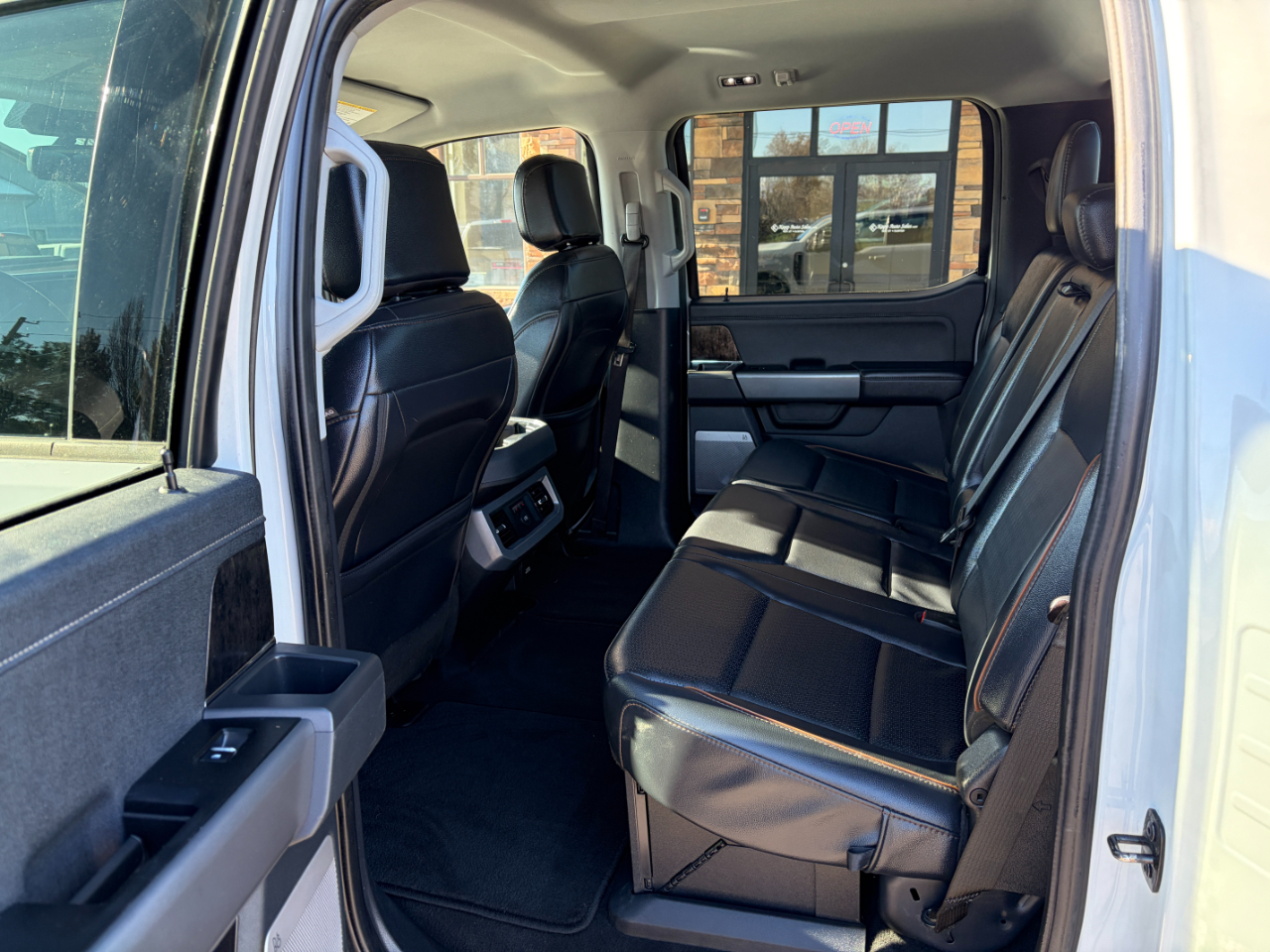 Ford Super Duty F-350 SRW Lariat 4WD Crew Cab 6.75' Box 2025