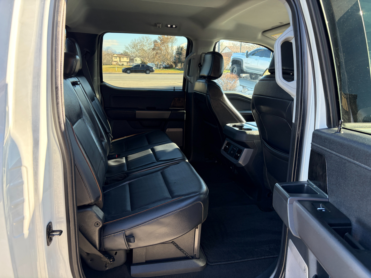 Ford Super Duty F-350 SRW Lariat 4WD Crew Cab 6.75' Box 2025