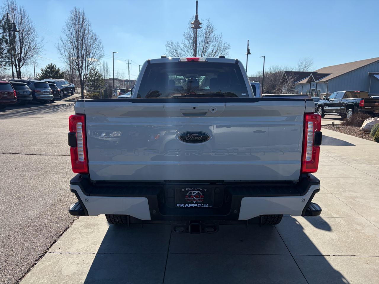 Ford Super Duty F-350 SRW Lariat 4WD Crew Cab 6.75' Box 2025