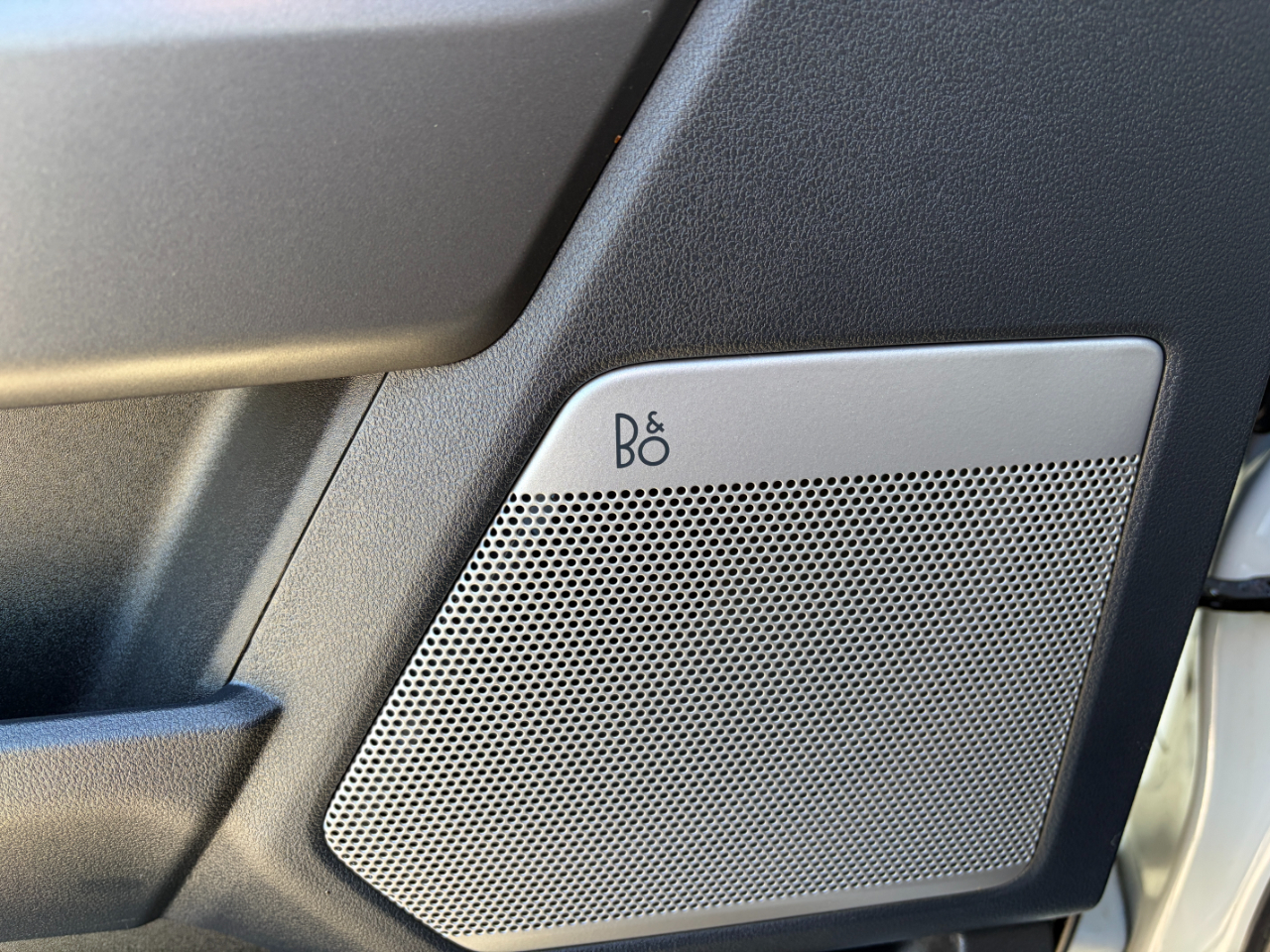 Ford Super Duty F-350 SRW Lariat 4WD Crew Cab 6.75' Box 2025