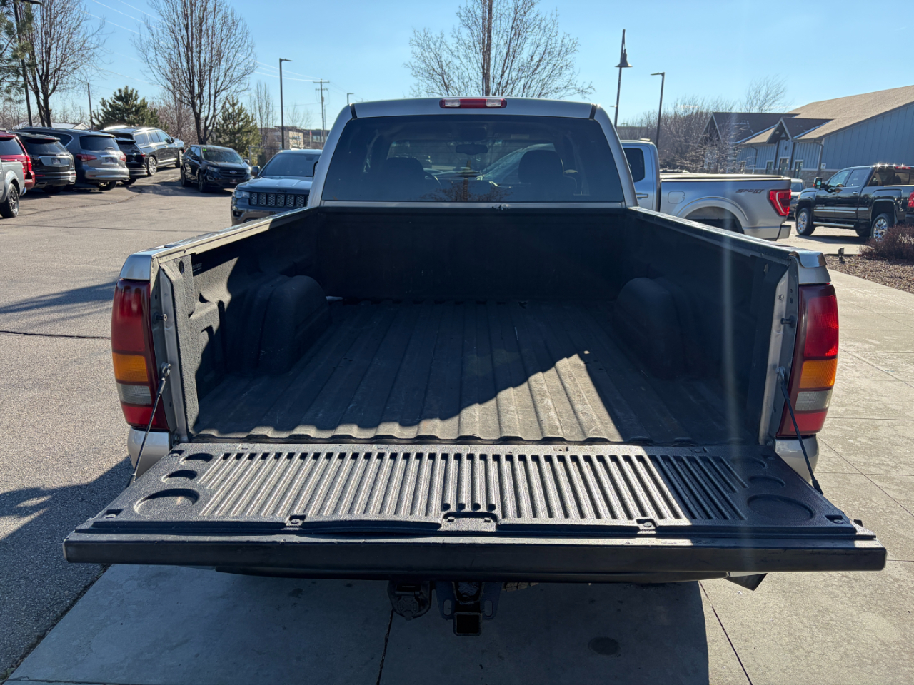 Chevrolet Silverado 2500HD Crew Cab 153" WB 4WD 2002