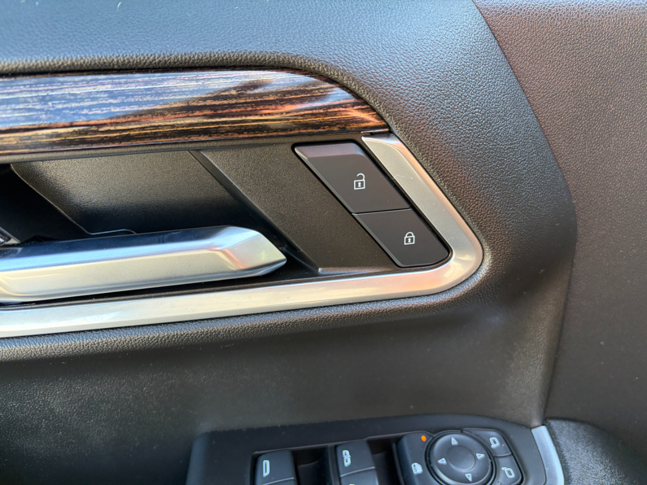 GMC Sierra 1500 4WD Double Cab 147" Elevation w/3SB 2024