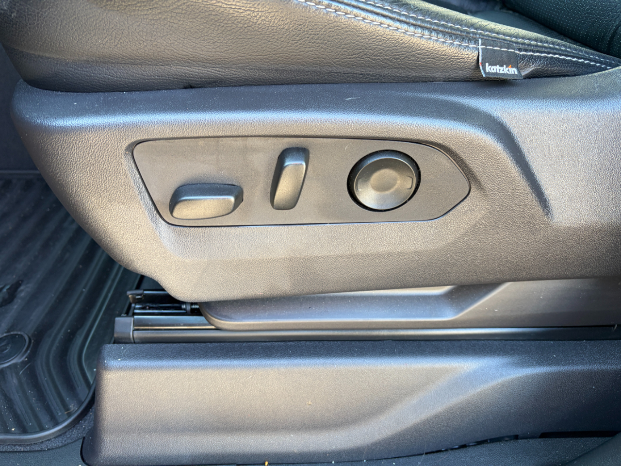 GMC Sierra 1500 4WD Double Cab 147" Elevation w/3SB 2024