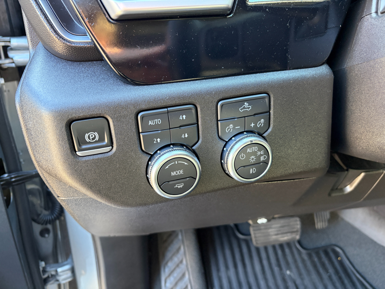 GMC Sierra 1500 4WD Double Cab 147" Elevation w/3SB 2024