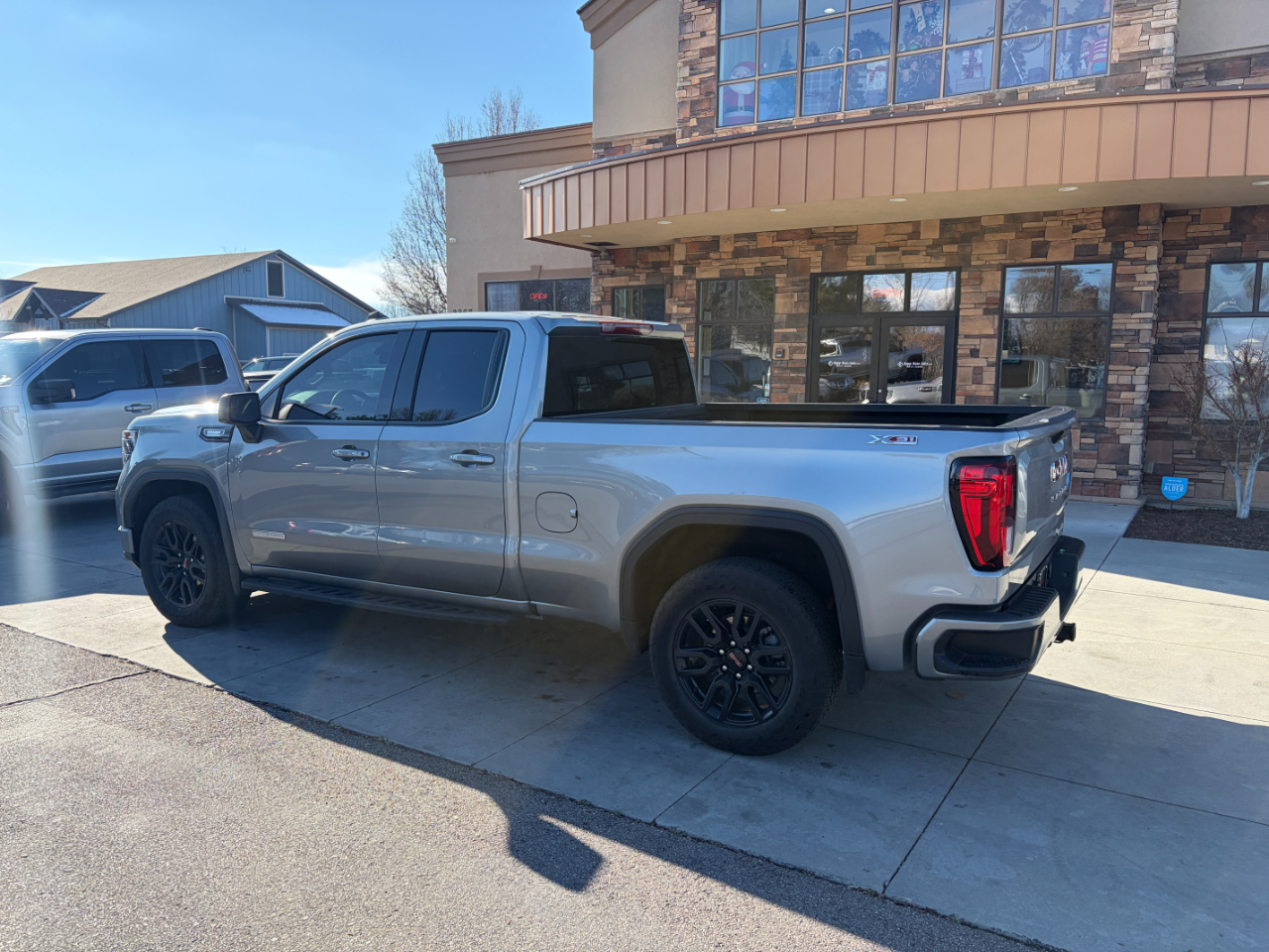 GMC Sierra 1500 4WD Double Cab 147" Elevation w/3SB 2024