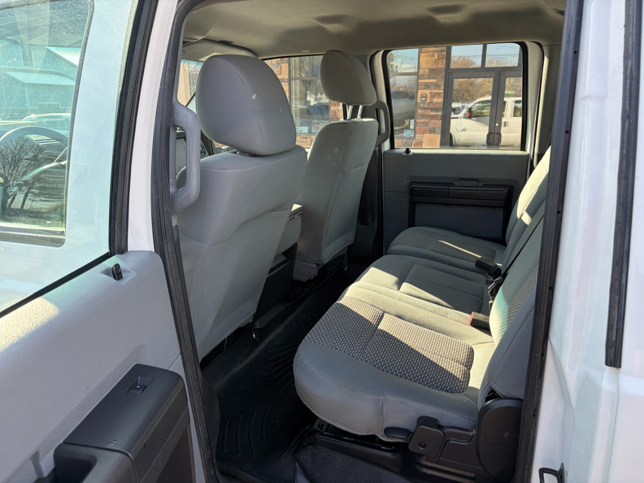 Ford Super Duty F-350 SRW 4WD Crew Cab 172" XL 2015