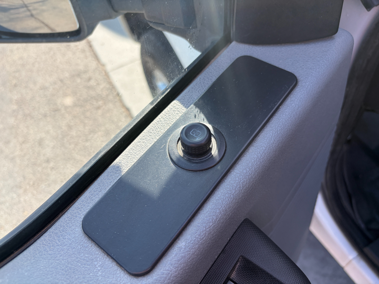 Ford Super Duty F-350 SRW 4WD Crew Cab 172" XL 2015